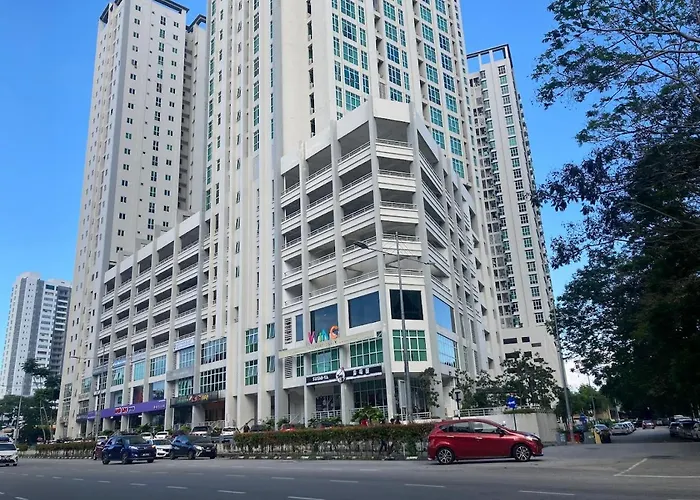 28Th 2Br1B Straits Garden Suites Georgetown Penang