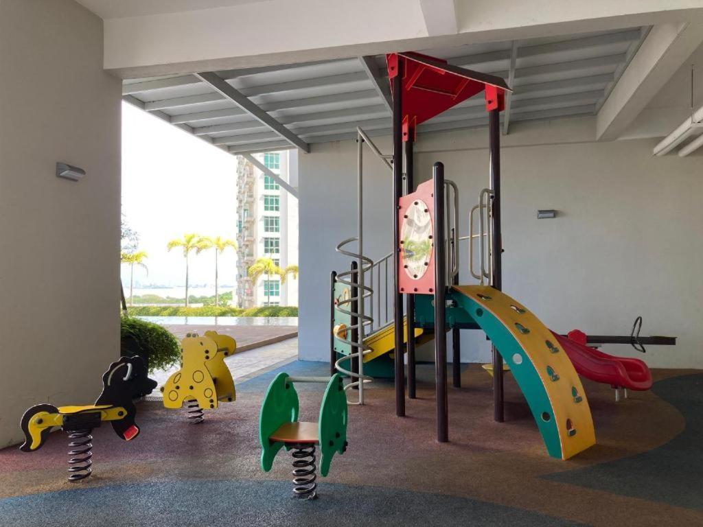 28th 2br1b Straits Garden Georgetown Penang Apartment